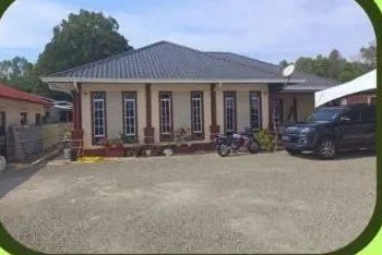 Rumah kediaman siap dengan anjung